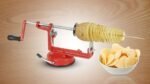 Spiral potato slicer